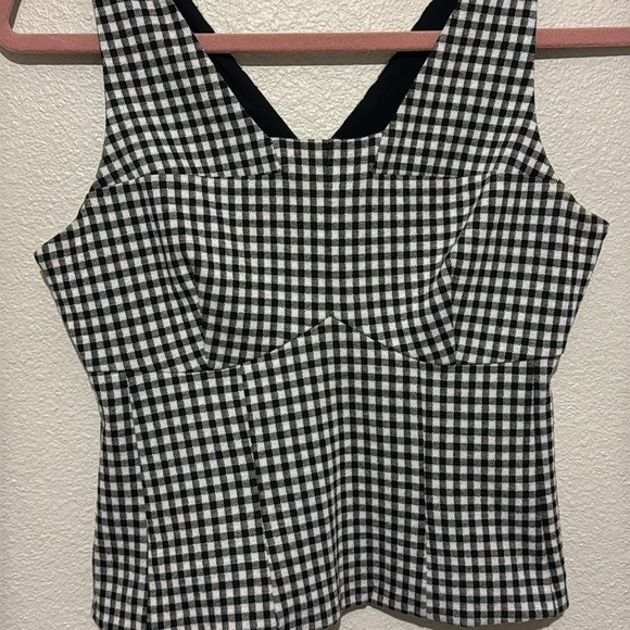 Cabi Bombshell Black & White Checkered V-Neck Tank Top - Picture 4 of 8